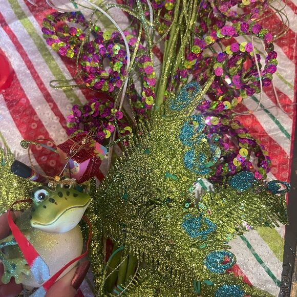 Green Ornament Bundle! - Picture 5 of 16